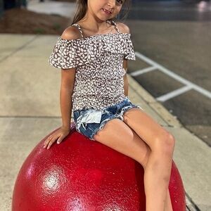 Abercrombie Kids off shoulder stretchy tank in yellow & white tie dye size 9/10